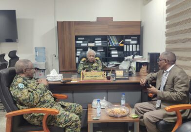 أمين عام المجلس يتلقي رئيس المفوضية القومية للحدود